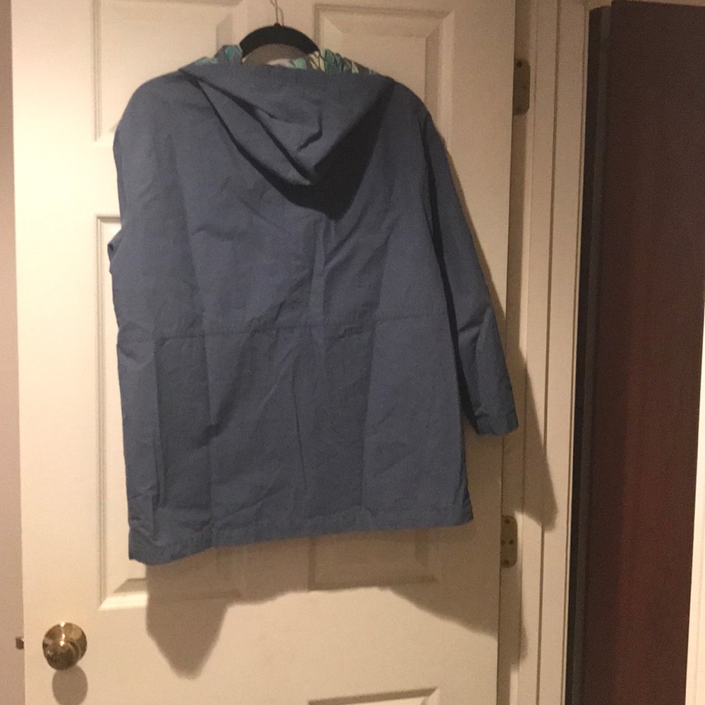 Jacket - Picture 2 of 3
